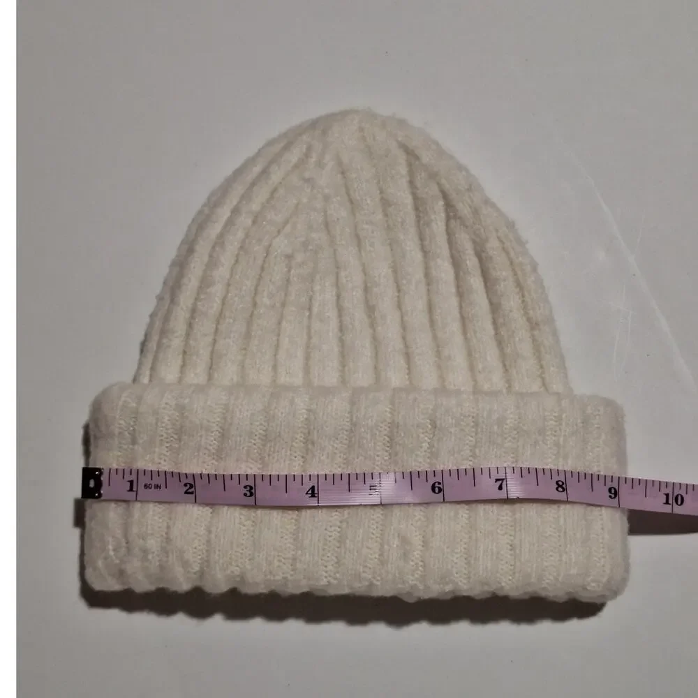 Anthropologie this beanie